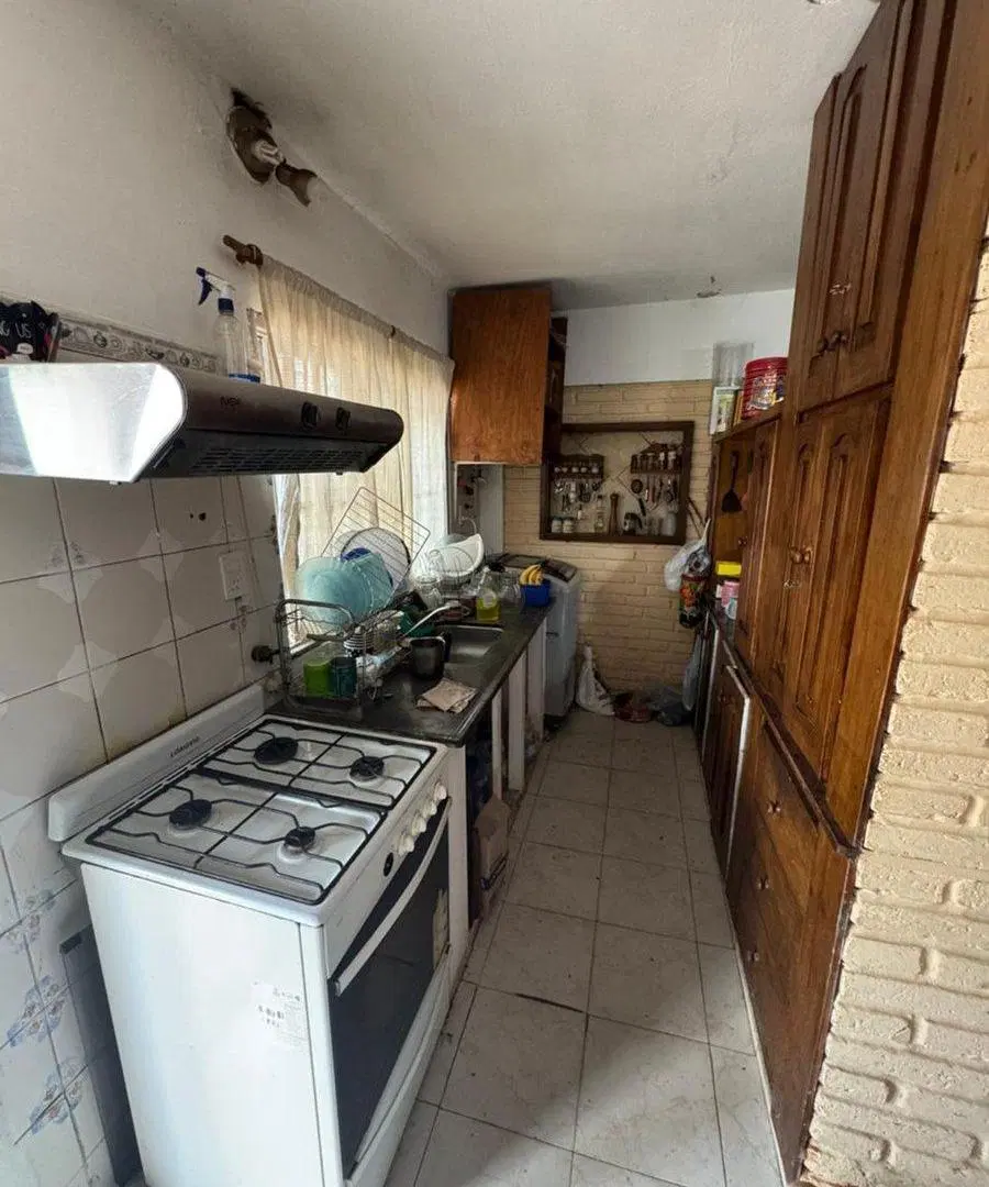 CASA EN VENTA - 2 DORMITORIOS -B° JOSÉ I. DIAZ 1A 5