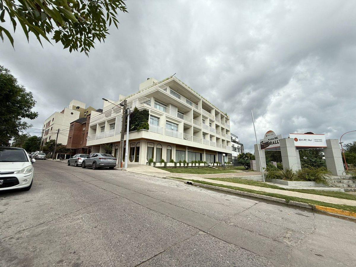 Foto de VENTA DEPARTAMENTO 3 DOR. COCHERA VILLA CARLOS PAZ, imagen 1
