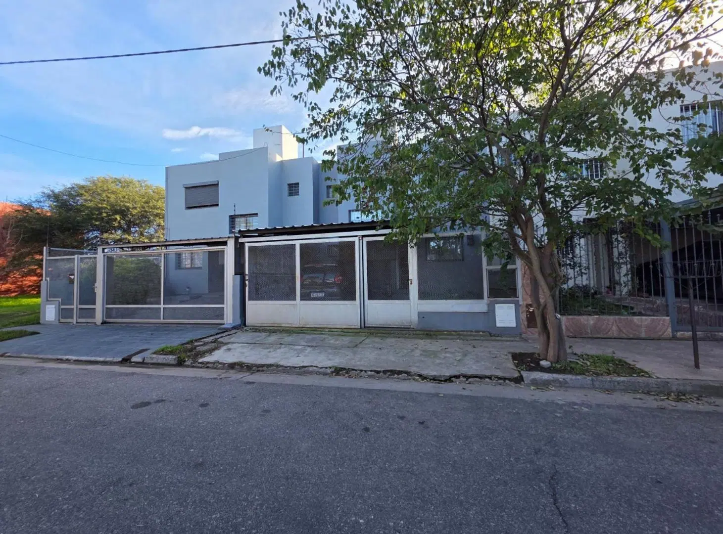 VENTA  DÚPLEX 3 DORMIT  B° VILLA CLARET 4
