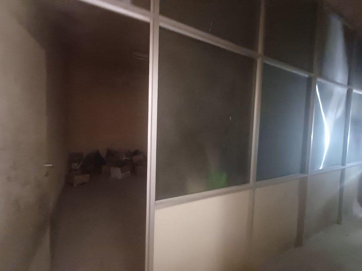 Foto de VENTA FABRICA GALPON BARRIO COLON, imagen 4