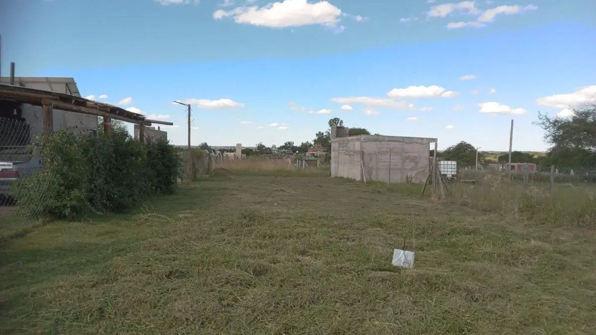 VENTA TERRENO 300 MTS2  VILLA LOMAS DE ANISACATE 3