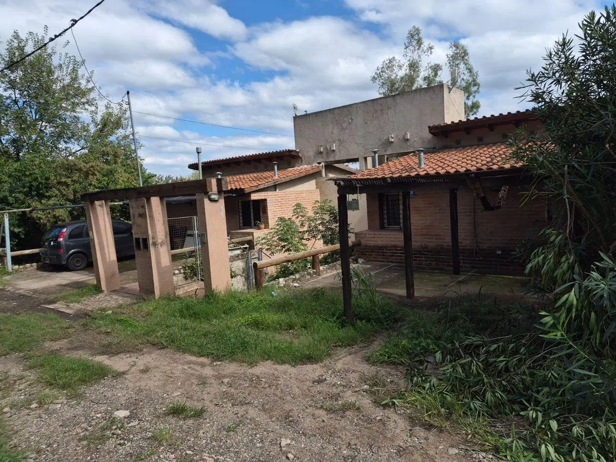 VENDE DUPLEX DE TRES DORM ZONA NORTE 8