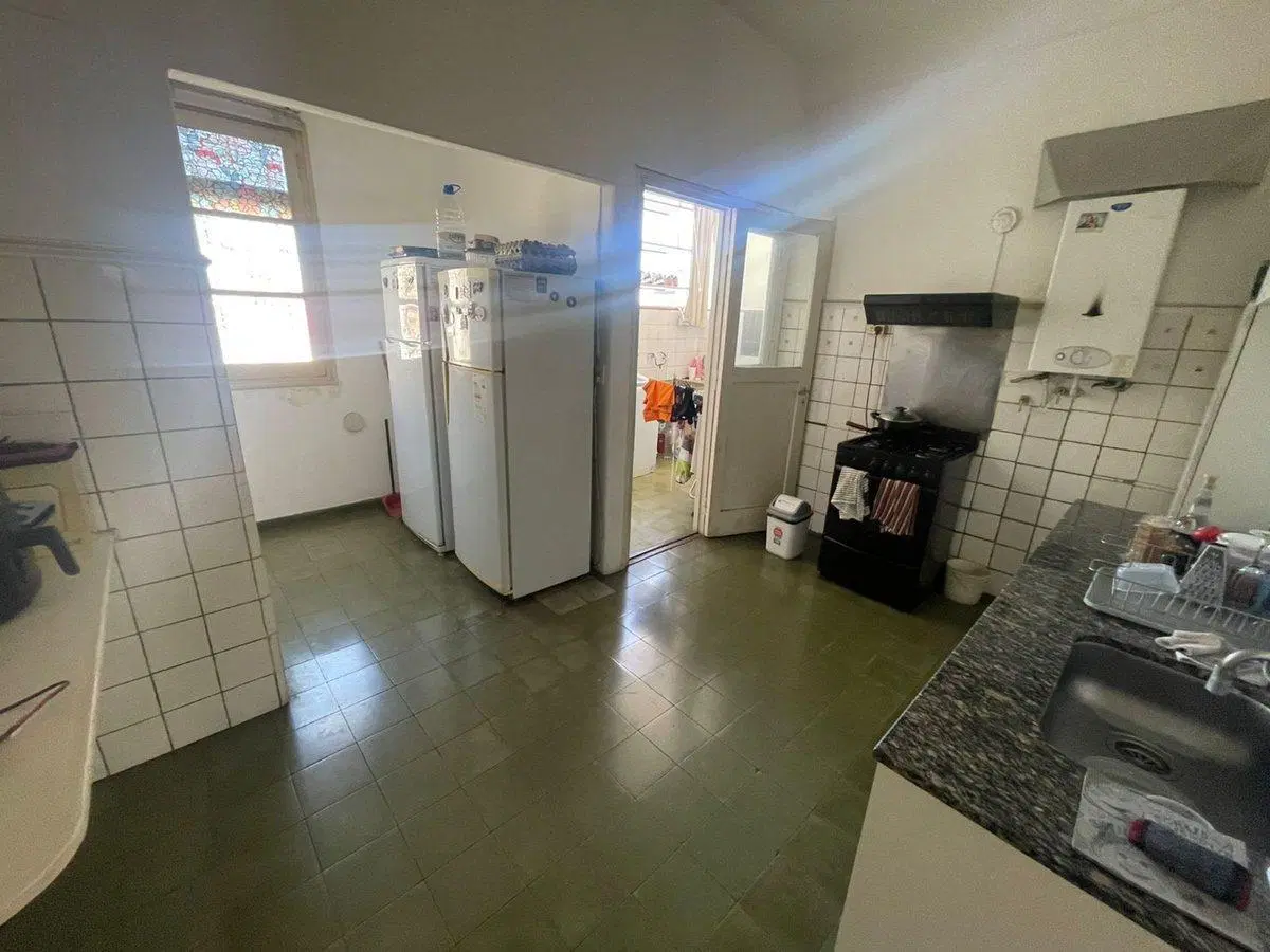 VENTA Departamento 4 Dorm – Av Gral Paz, Cordoba 3