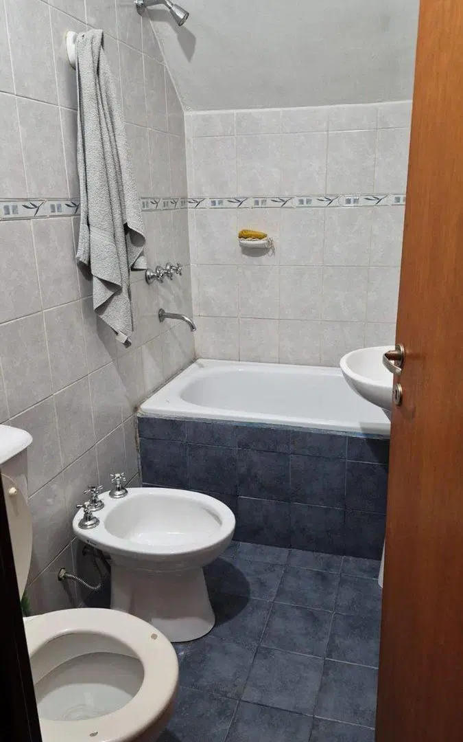 VENDE CASA TRES DORMITORIOS  COMUNA SAN ROQUE 8