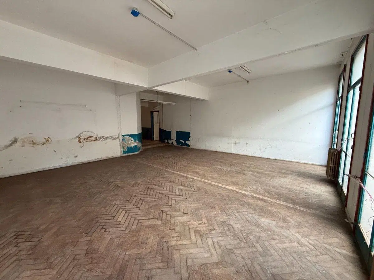 VENTA OFICINA EN EL CENTRO 500m2 8