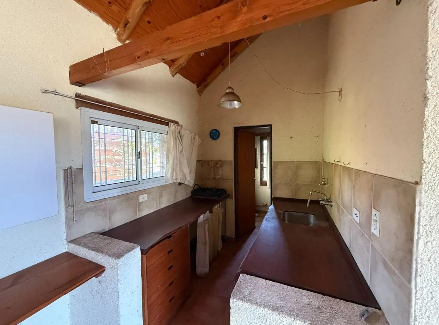 Se vende casa en Potrero de Garay 2