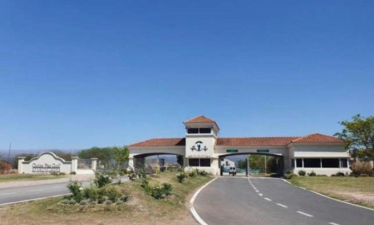 Foto de VENTA LOTE EN CARLOS PAZ GOLF COUNTRY CLUB, imagen 2