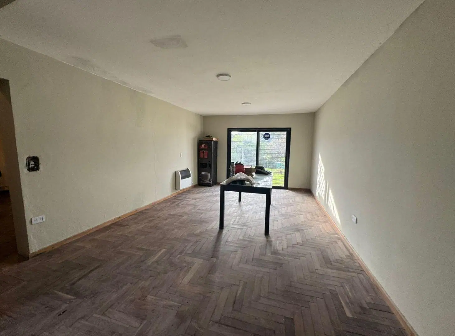 CASA EN VENTA LA CALERA CON PILETA 8