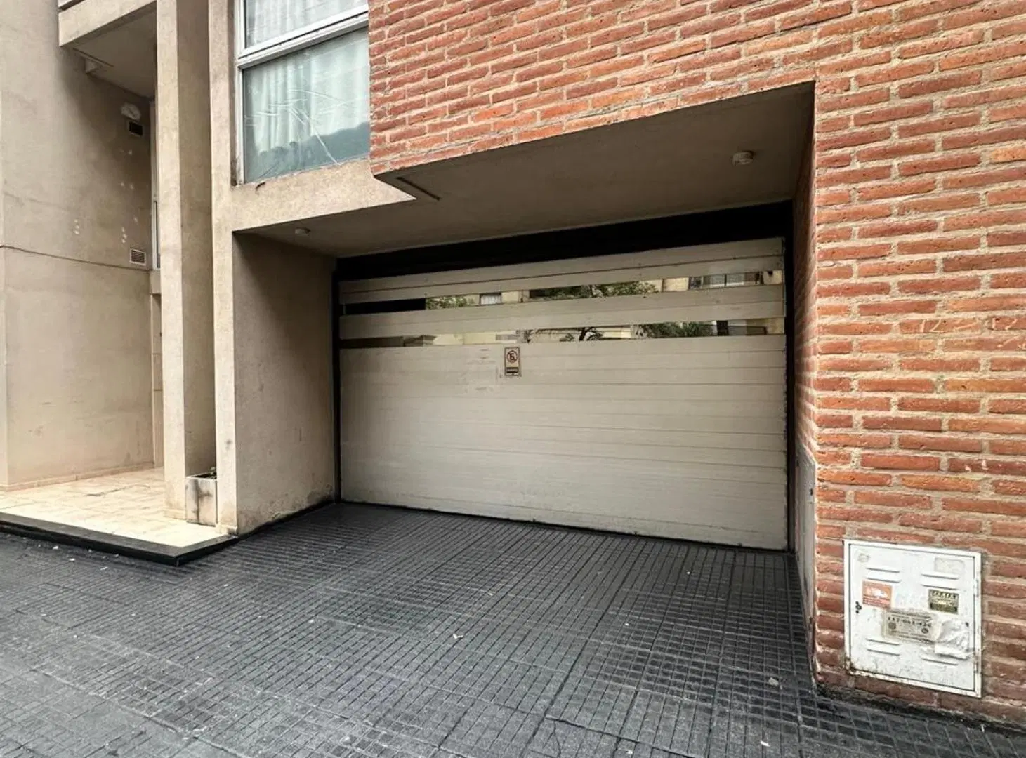 VENTA COCHERA - NUEVA CORDOBA - CALLE CHILE 200 1