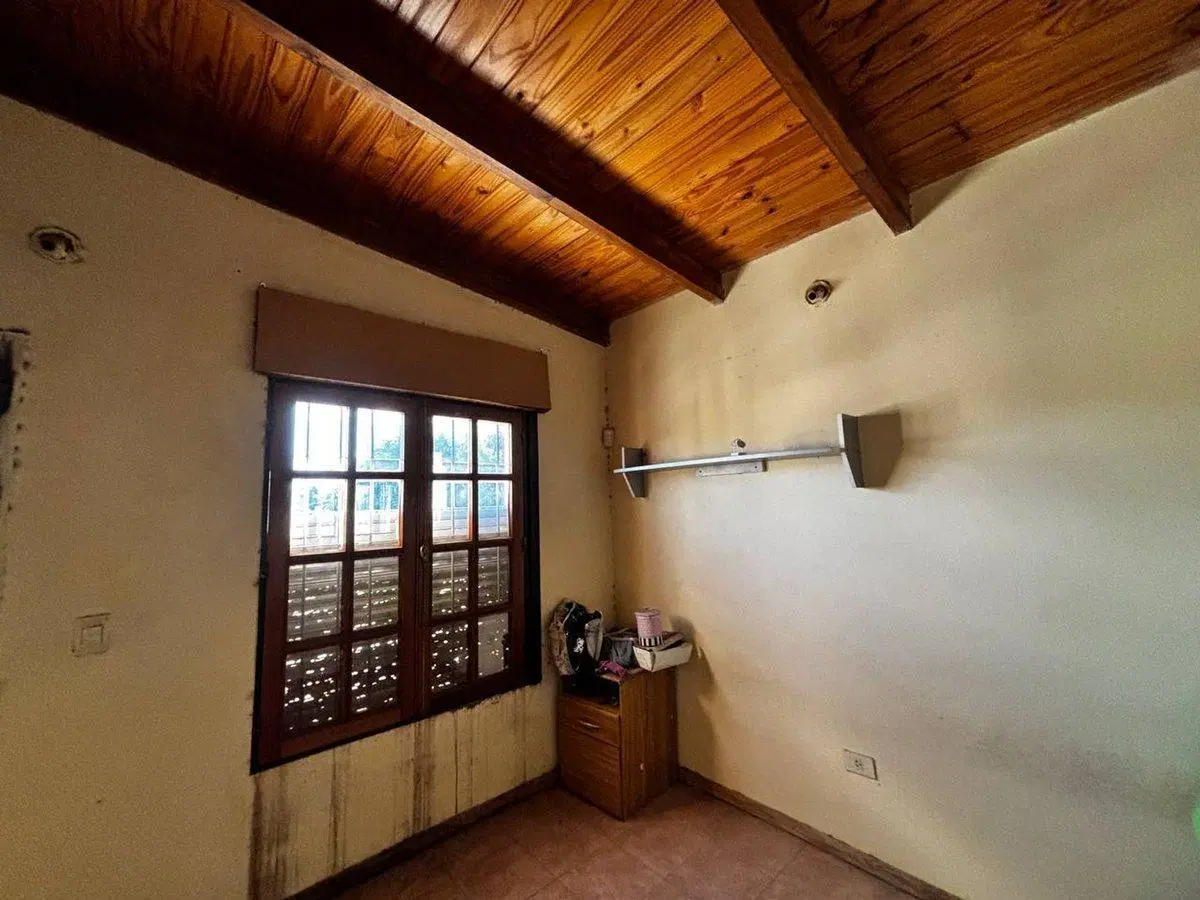 Venta de casa en Villa Libertador 2