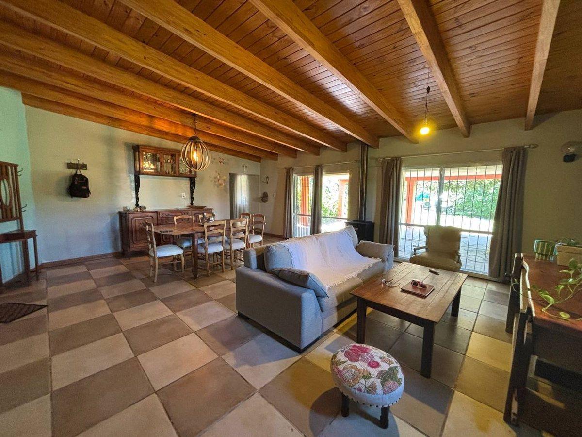Foto de VENTA CASA 4 DORM EN ANISACATE CON PILETA, imagen 5