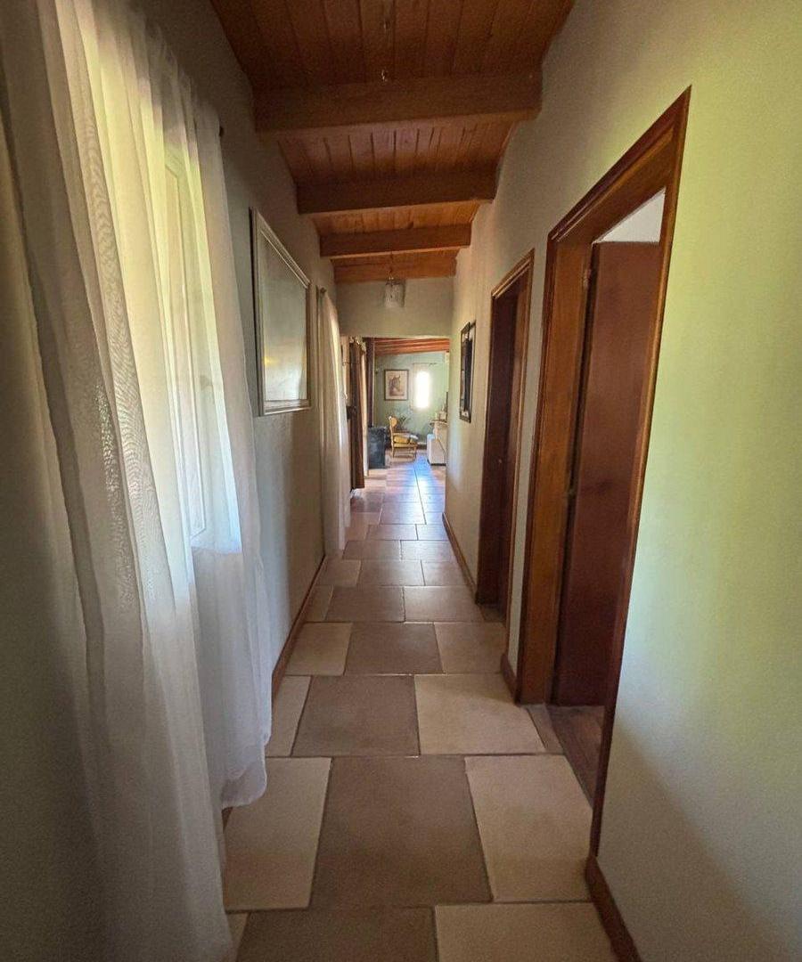 Foto de VENTA CASA 4 DORM EN ANISACATE CON PILETA, imagen 2