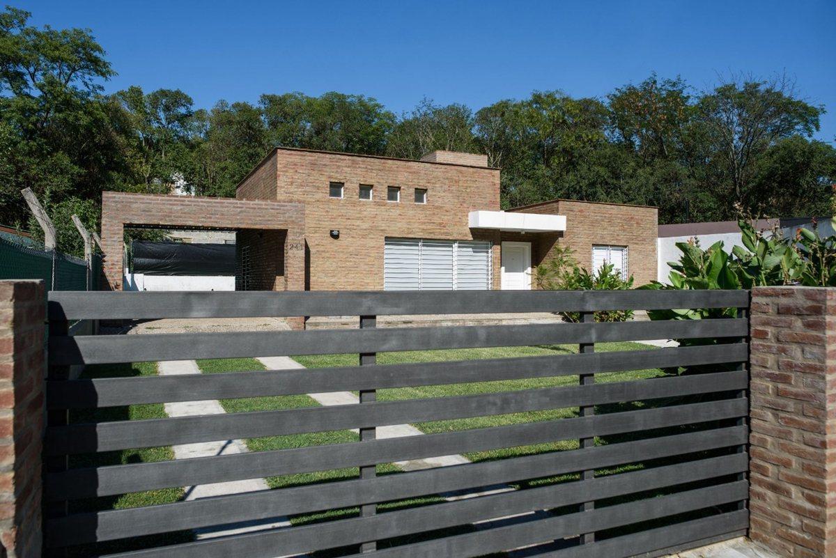 Foto de VENTA CASA RIO CEBALLOS CON PILETA, imagen 1