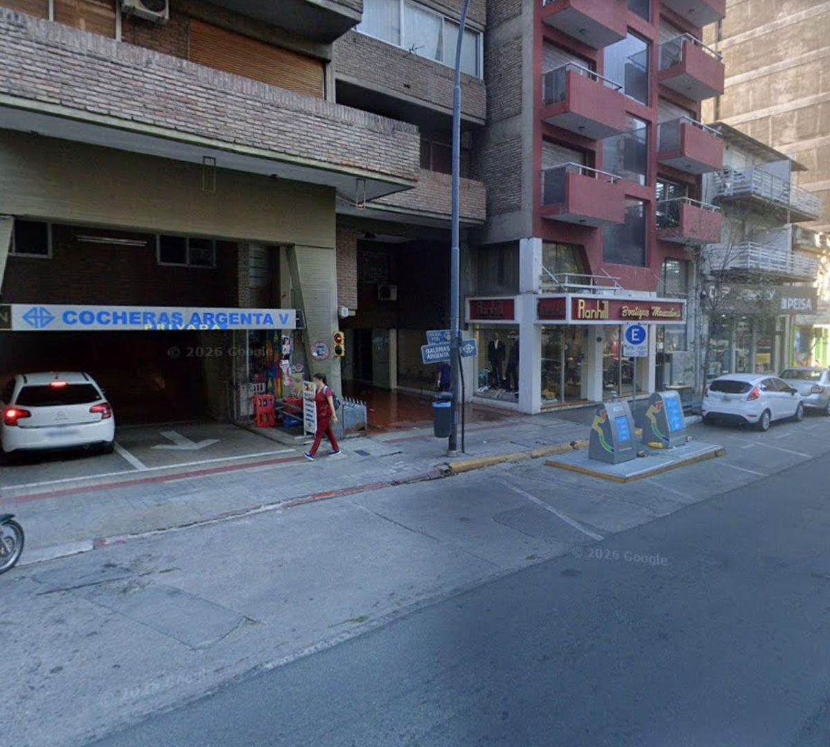 Foto de VENTA COCHERA CALLE SAN JERONIMO, imagen 2