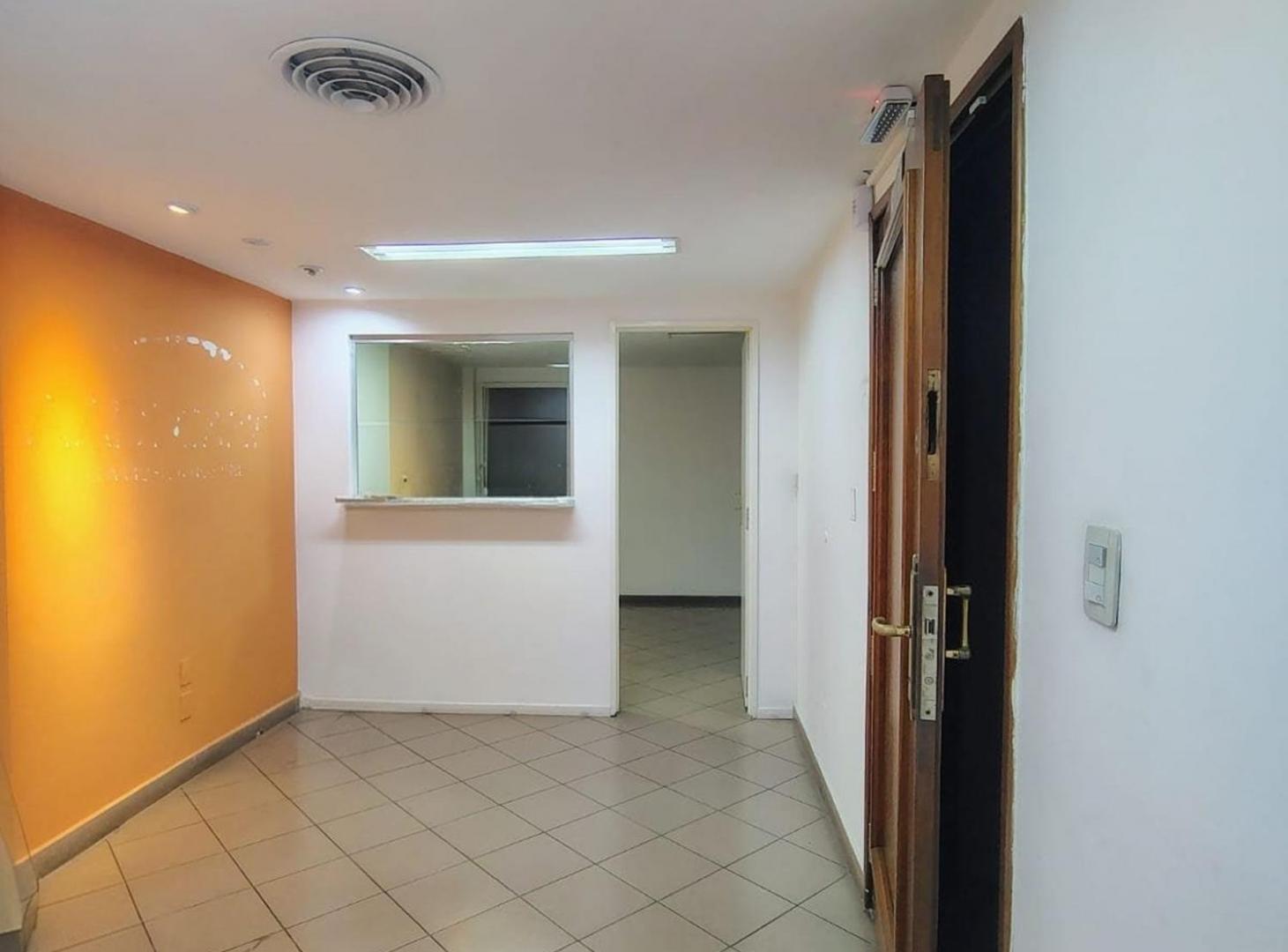 Foto de ALQUILER 10 OFICINAS EN BLOQUE SOBRE CAÑADA CENTRO, imagen 1