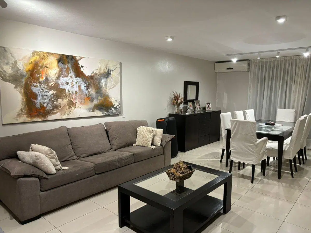 CASA 4 DORMITORIOS SOLARES DE MANANTIALES 5