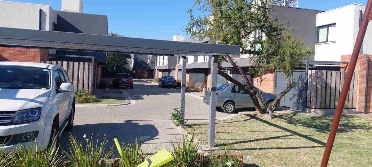 Foto de VENTA DUPLEX 3 DORMITORIOS, HOUSING DISTRITO BUNGE, imagen 1