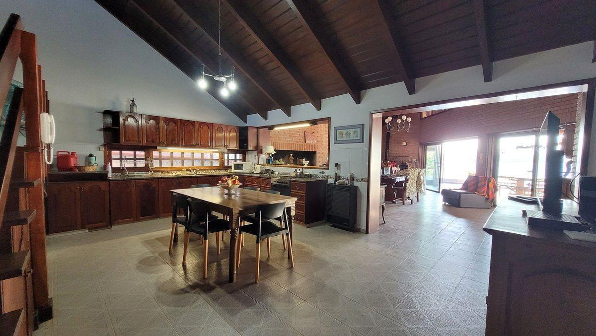 Foto de CASA FRENTE AL LAGO - COSTA AZUL, imagen 1