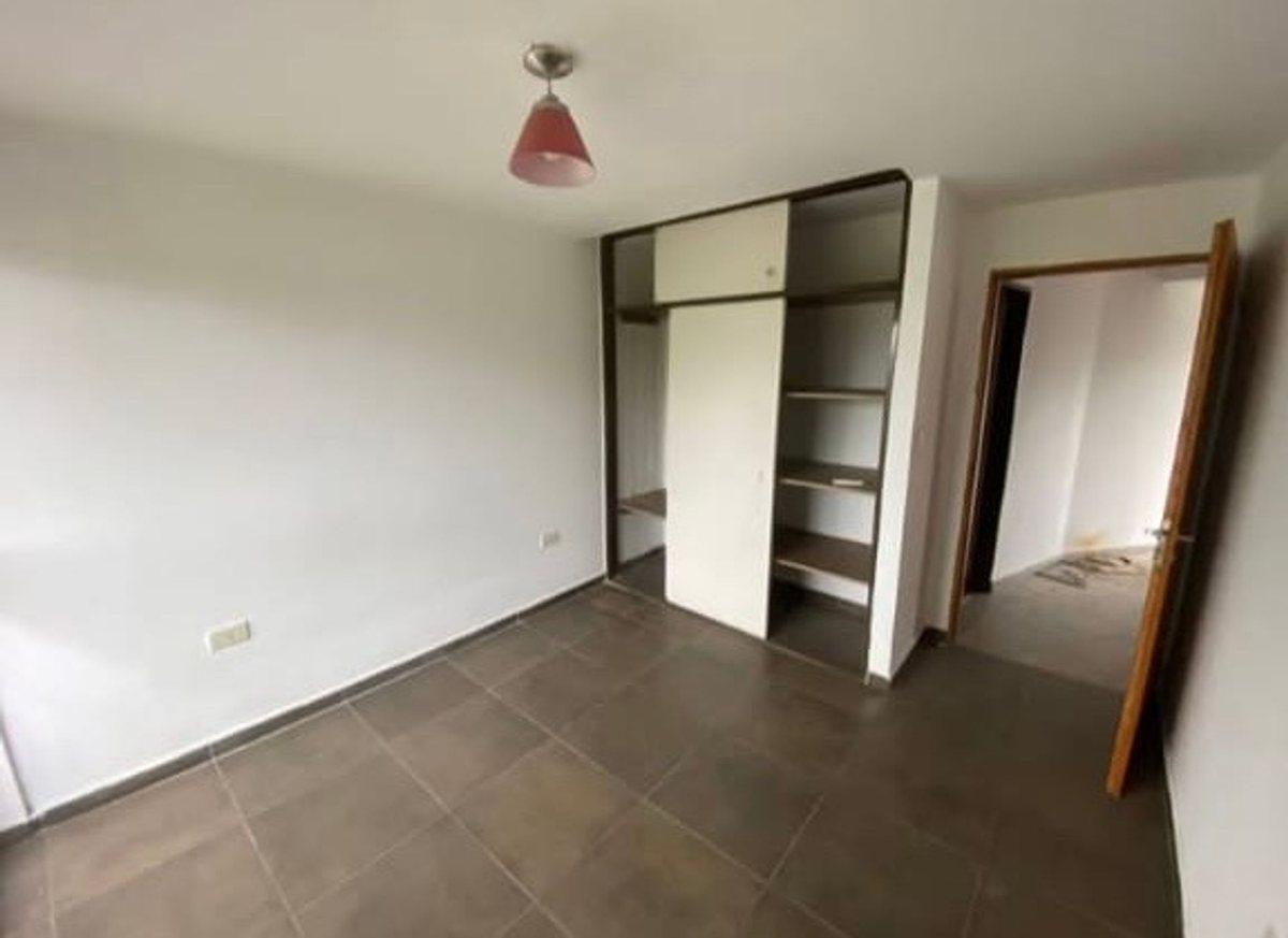 Foto de VENTA COMPLEJO DE 12 DEPTOS. EXCELENTE INVERSORES!, imagen 2
