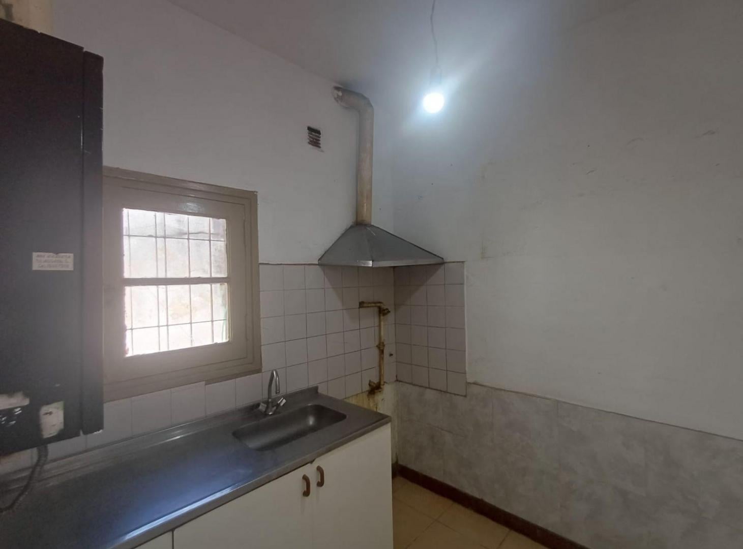 Foto de VENTA CASA 2 DORMITORIOS SAN VICENTE CON COCHERA, imagen 2