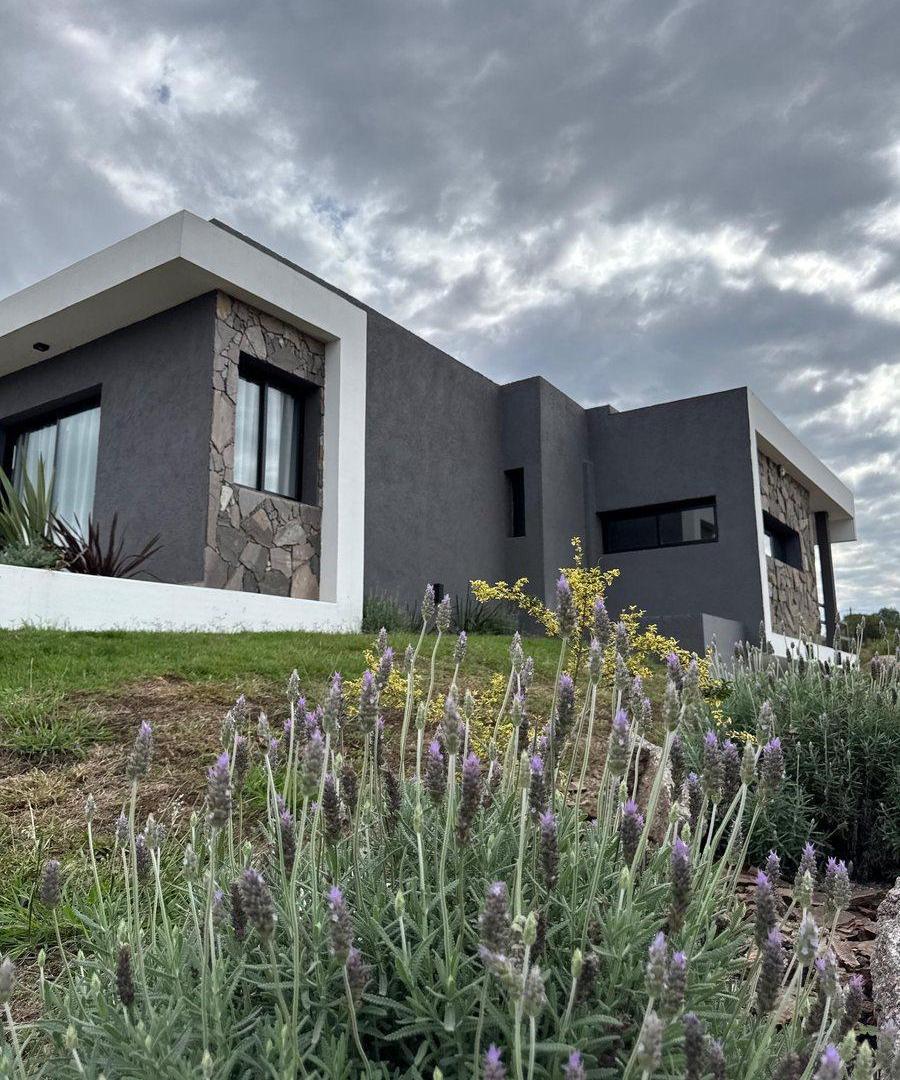 Foto de VENTA CASA 3 DORMITORIOs EN BUEN AIRE ASCOCHINGA, imagen 2