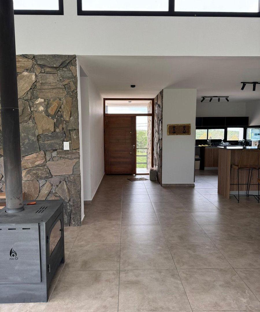 Foto de VENTA CASA 3 DORMITORIOs EN BUEN AIRE ASCOCHINGA, imagen 3