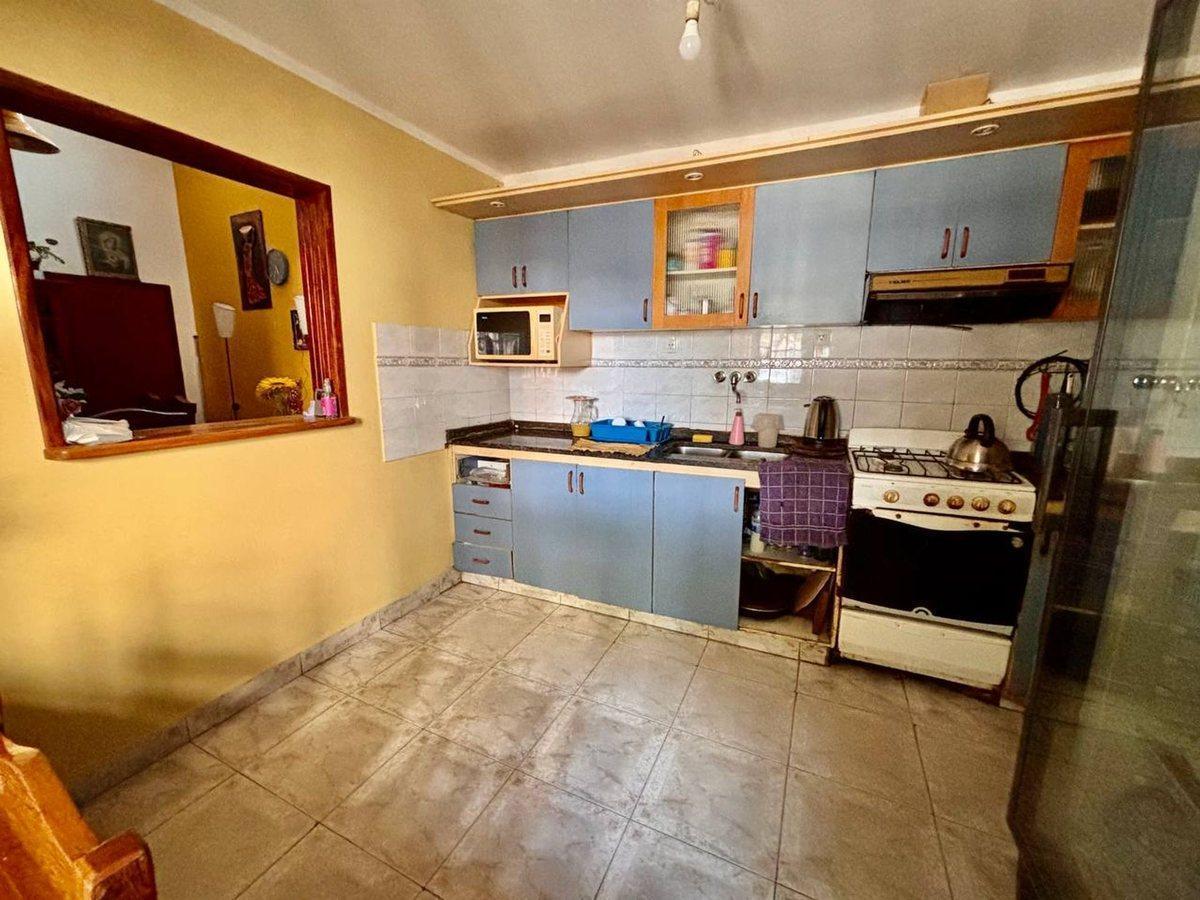 Foto de CASA 3 DORMITORIOS BARRIO SAN SALVADOR, imagen 5