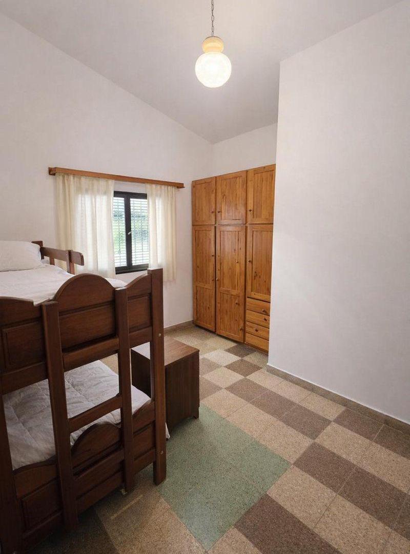 Foto de CASA EN VENTA GRAN TERRENO EN BIALET MASSE, imagen 2
