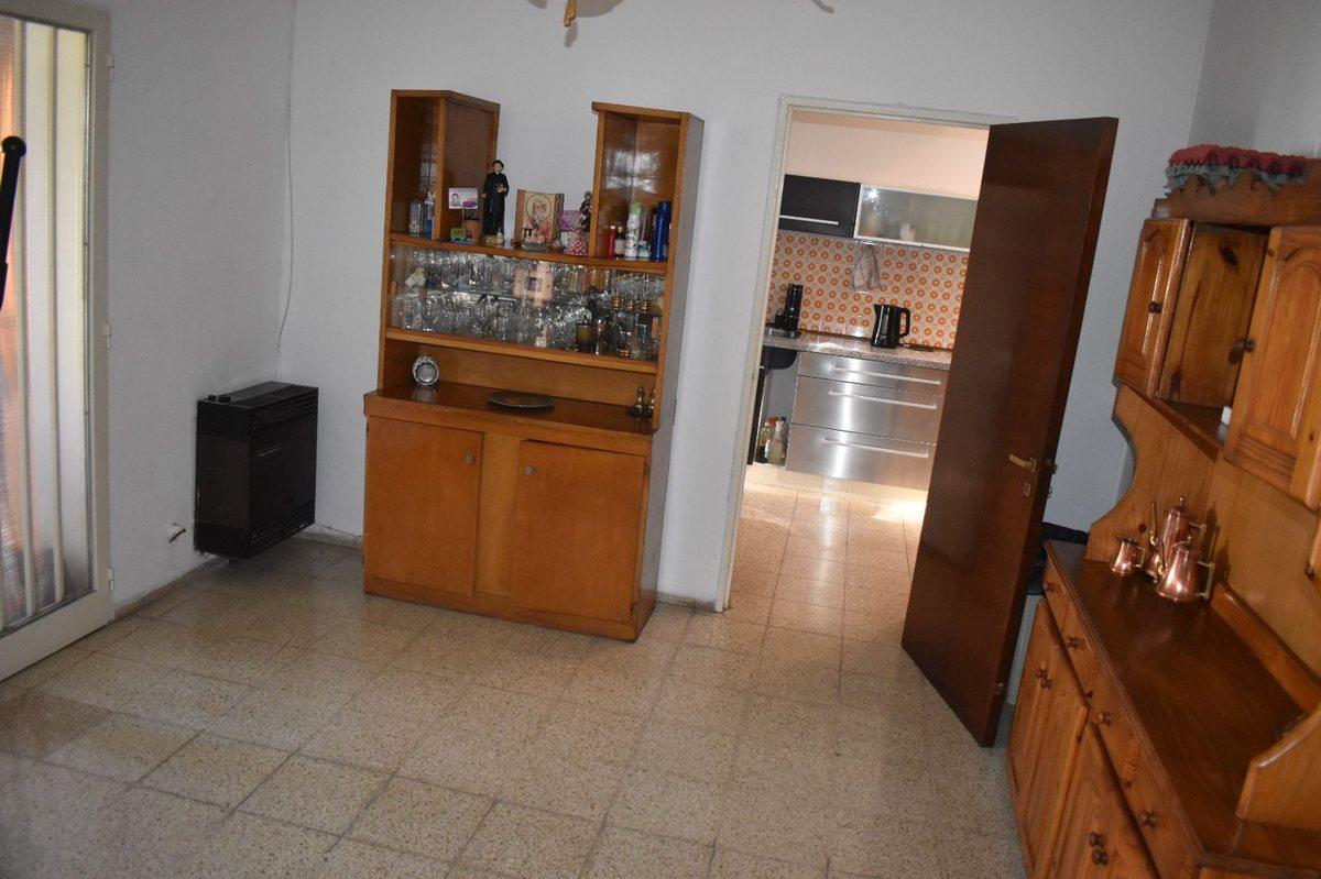 Foto de VENTA CASA 3 DORMITORIOS B° CRISOL, imagen 4