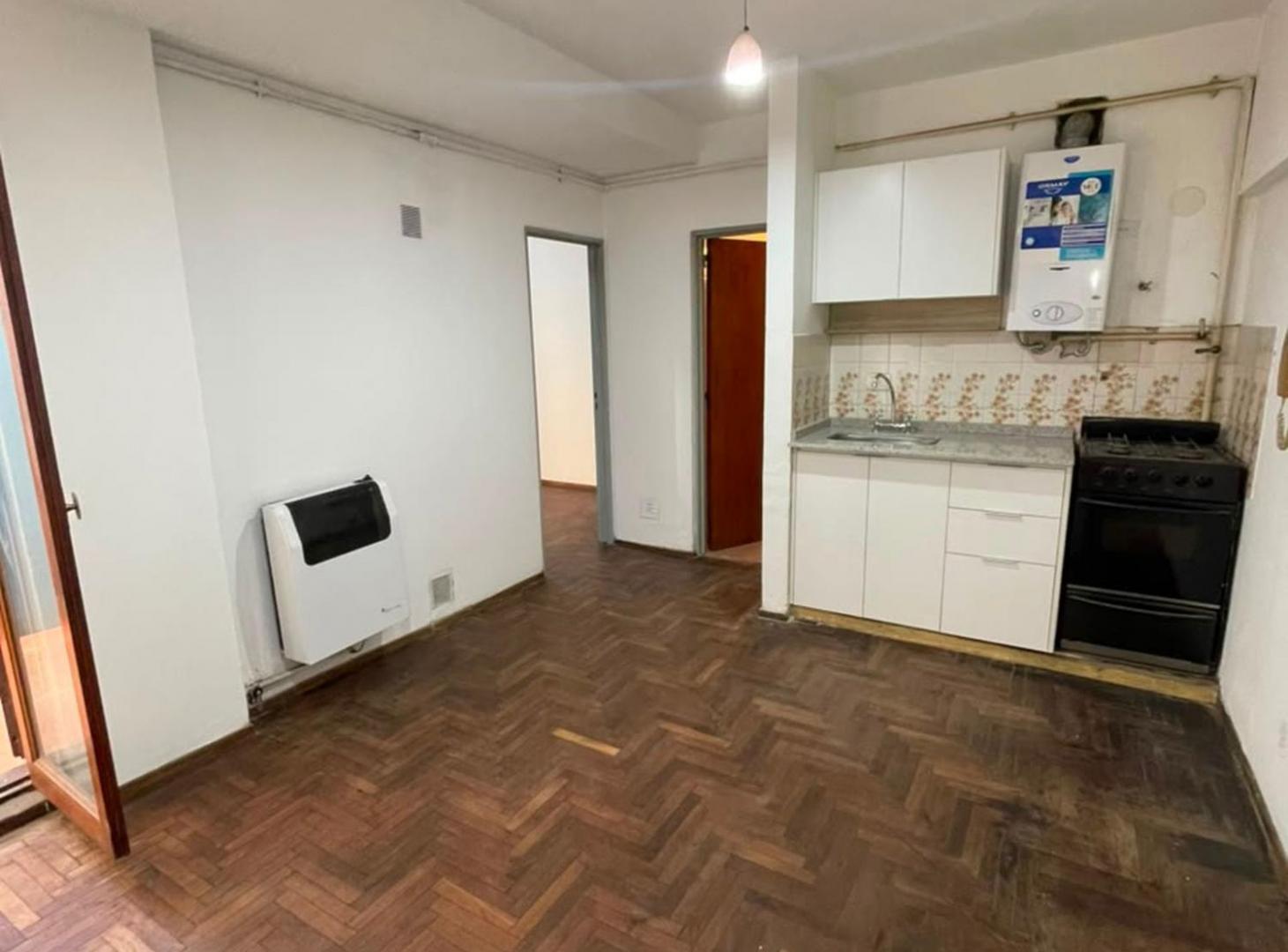 Foto de VENTA DEPTO 1 DOR ALBERDI CON PATIO, imagen 3