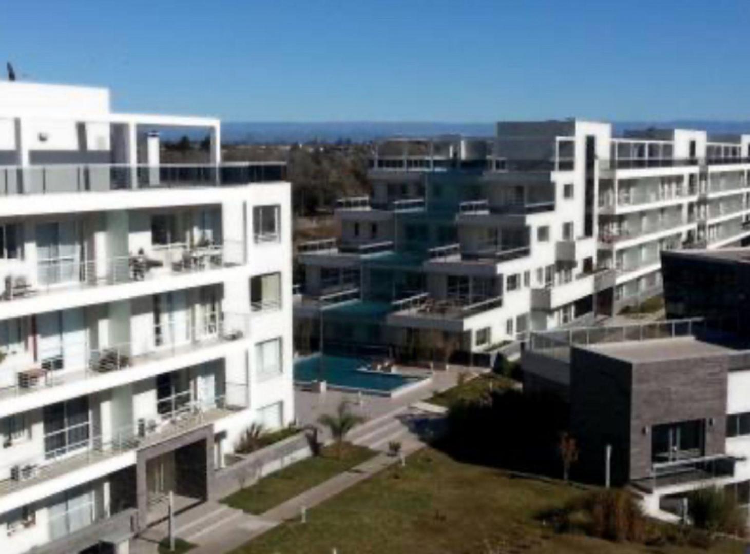 Foto de VENTA DEPTO 2 DORM. EN FONTANAS DEL SUR, imagen 2