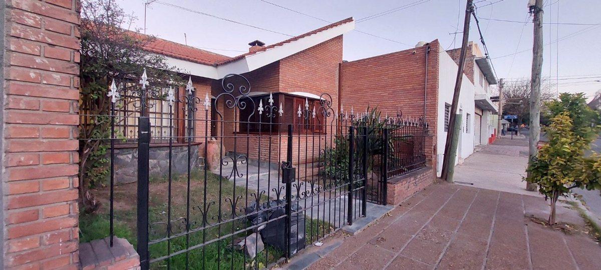 Foto de VENTA CASA 3 D- APTA CRED BCO NAC- B° OBSERVATORIO, imagen 5