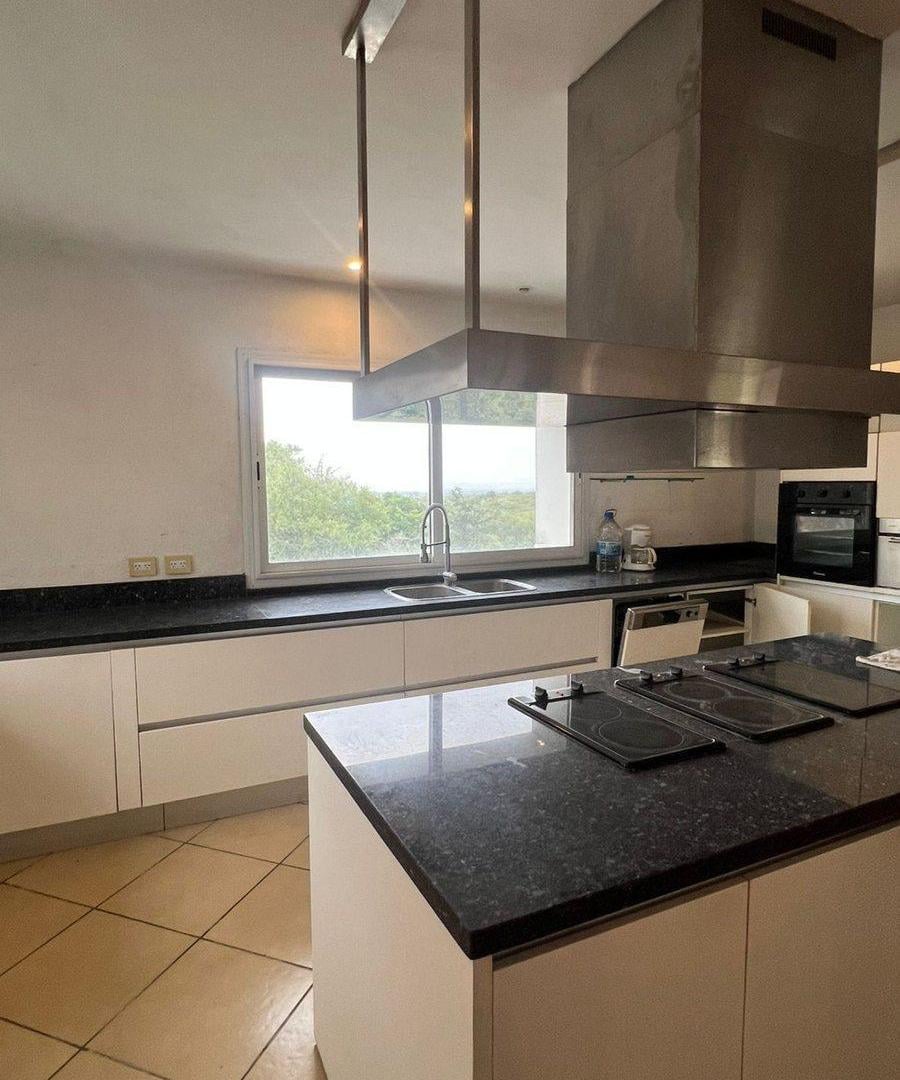Foto de EN VENTA CASA 3 D DE CATEGORIA EN FALDA DEL CARMEN, imagen 4