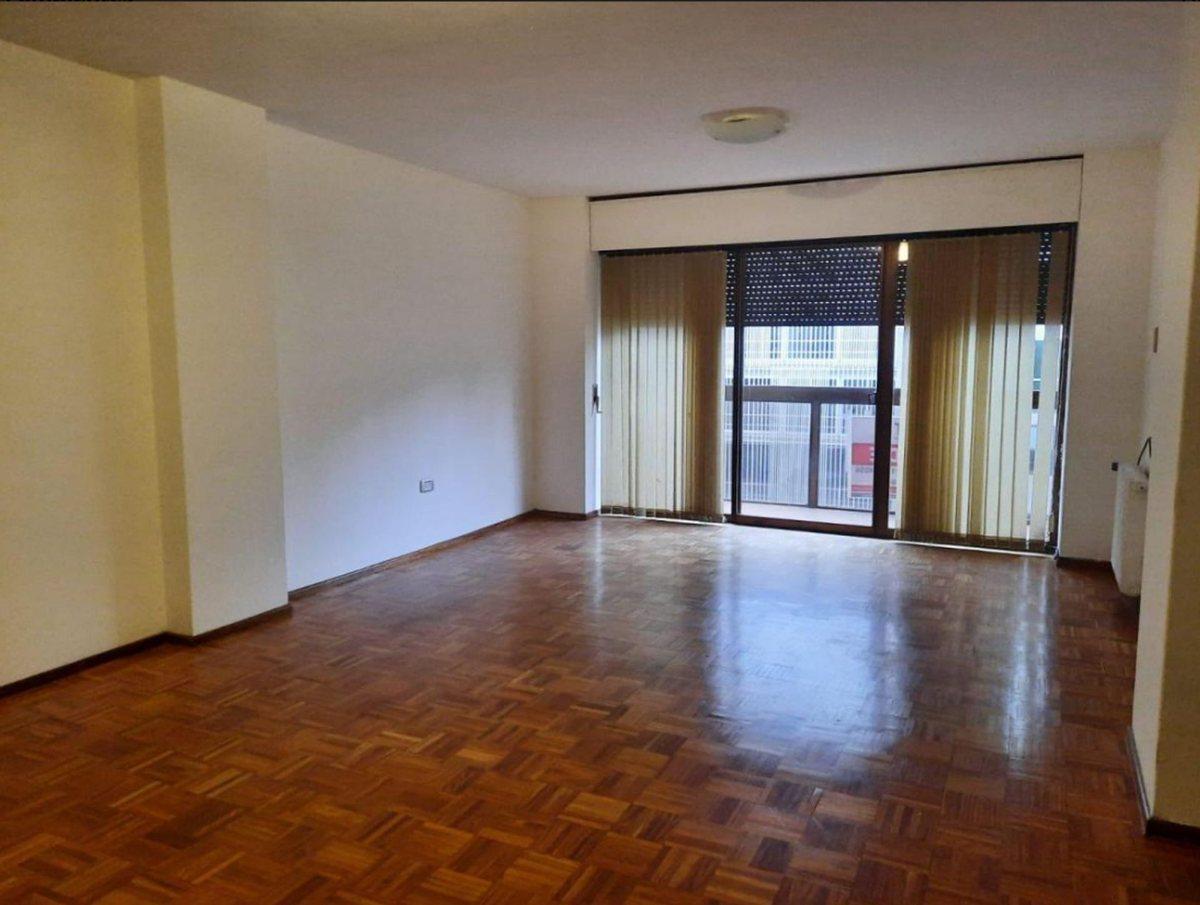 Foto de VENTA DEPARTAMENTO 3 DORMITORIOS CENTRO, imagen 4