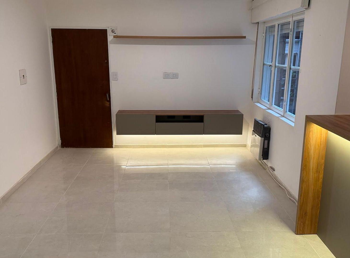 Foto de VENTA DPTO 2 DOR- GUEMES - TOTALMENTE REFACCIONADO, imagen 3