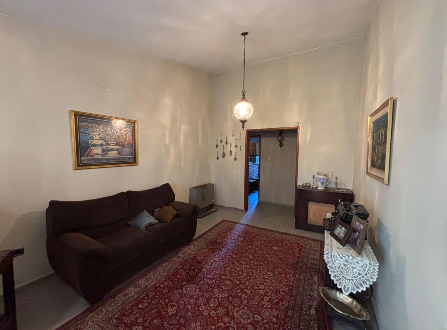 Foto de VENTA CASA 4 DOR + DEPARTAMENTO EN 20 DE JUNIO, imagen 2