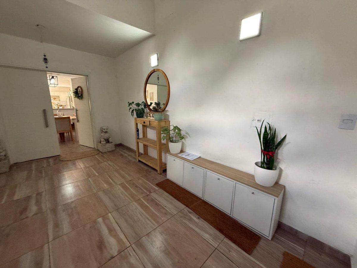 Foto de VENTA CASA ALTO VELEZ SARSFIELD 3 DOR APTA CREDITO, imagen 1