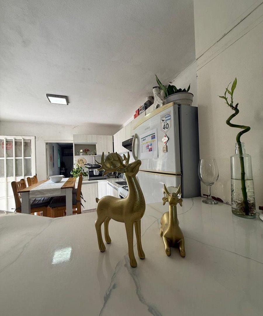Foto de VENTA CASA ALTO VELEZ SARSFIELD 3 DOR APTA CREDITO, imagen 3