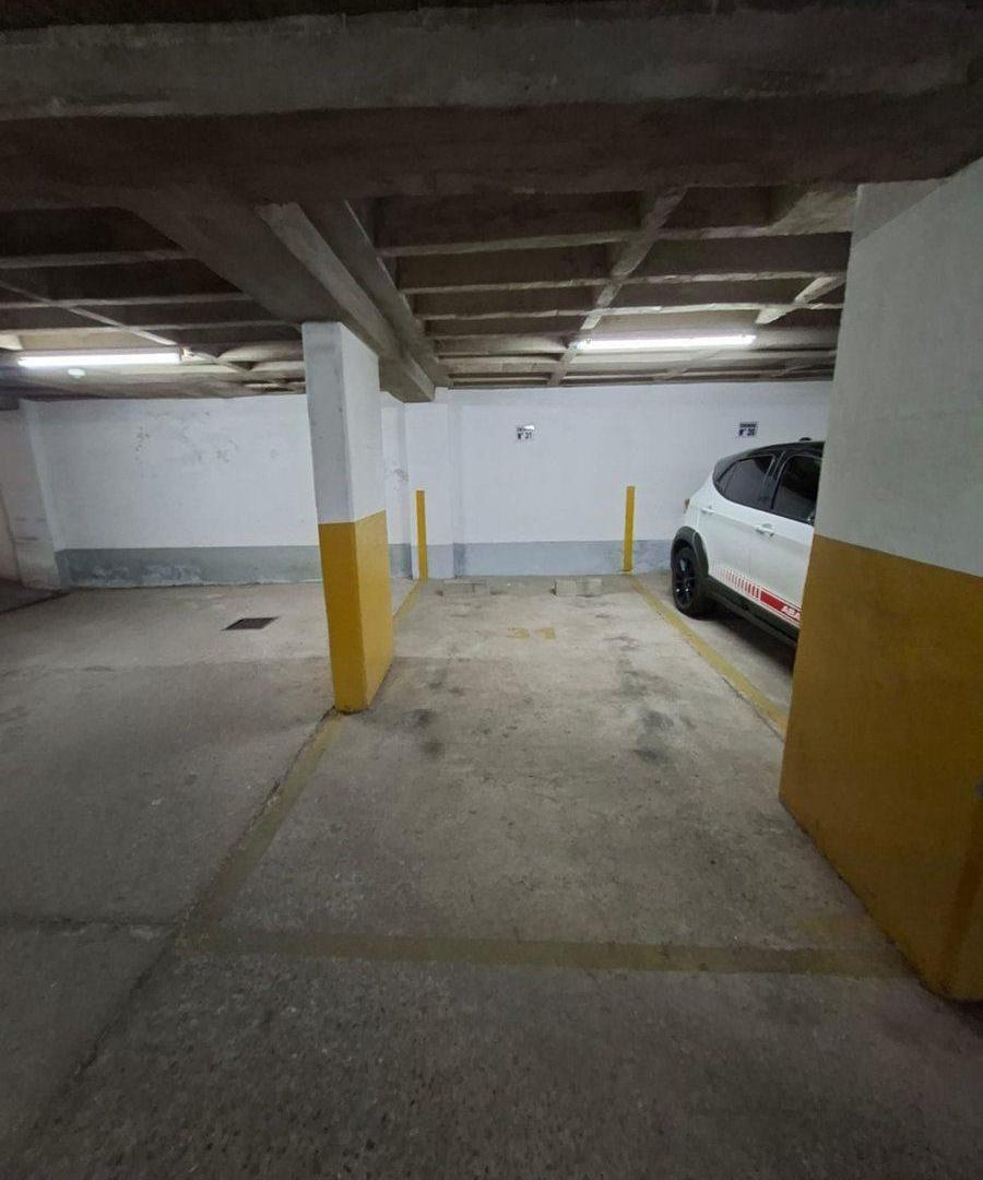 Foto de VENTA COCHERA EN B° GRAL PAZ EN EDIF MARTINICA VII, imagen 4