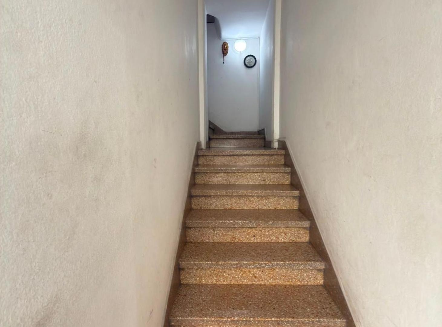 Foto de VENTA 2 CASAS 5 DORMITORIOS BARRIO PUEYRREDON, imagen 3