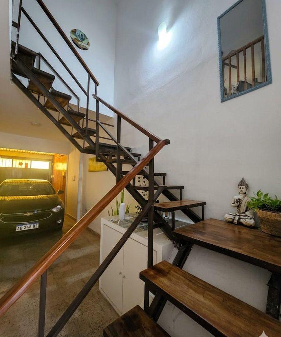 Foto de VENTA CASA 2 PLANTAS + LOCAL B° PUEYRREDÓN, imagen 3