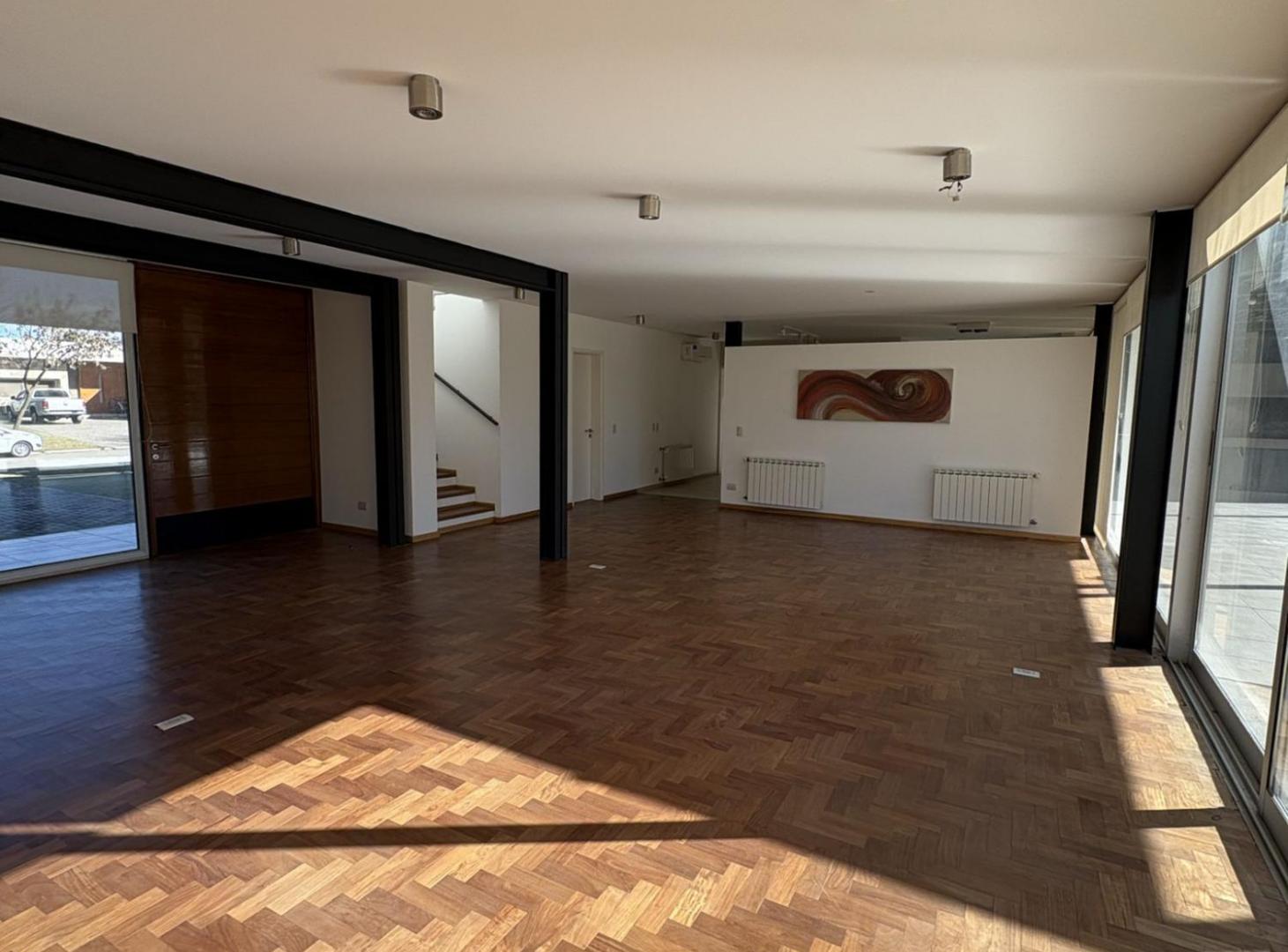 Foto de Venta Casa de Categoría 3 Dor La Santina Zona Sur, imagen 1