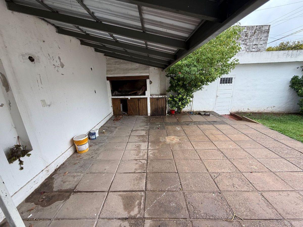 Foto de VENTA CASA 4 DORMITORIOS EN TABLADA PARK, imagen 1