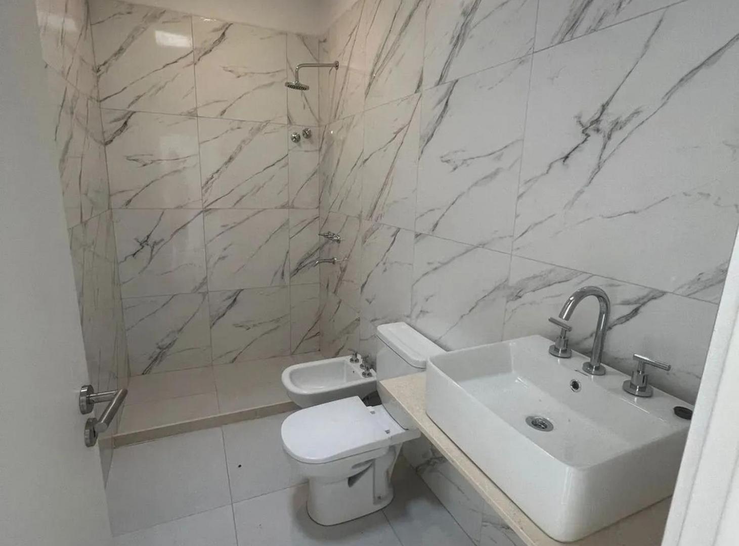 Foto de VENTA CASA A ESTRENAR EN DOCTA 2 D Y ESCRITORIO, imagen 2