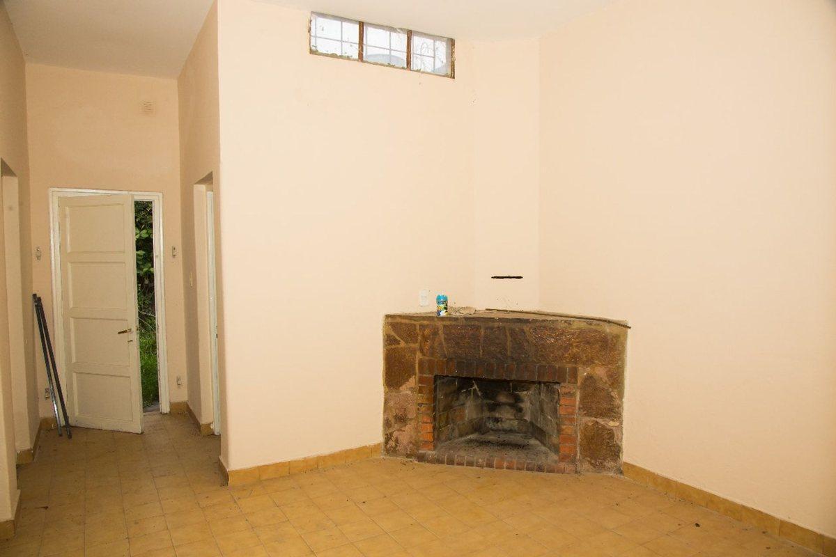 Foto de CASA 3 DORM. CON COCHERA EN VENTA Bª RIVADAVIA, imagen 3