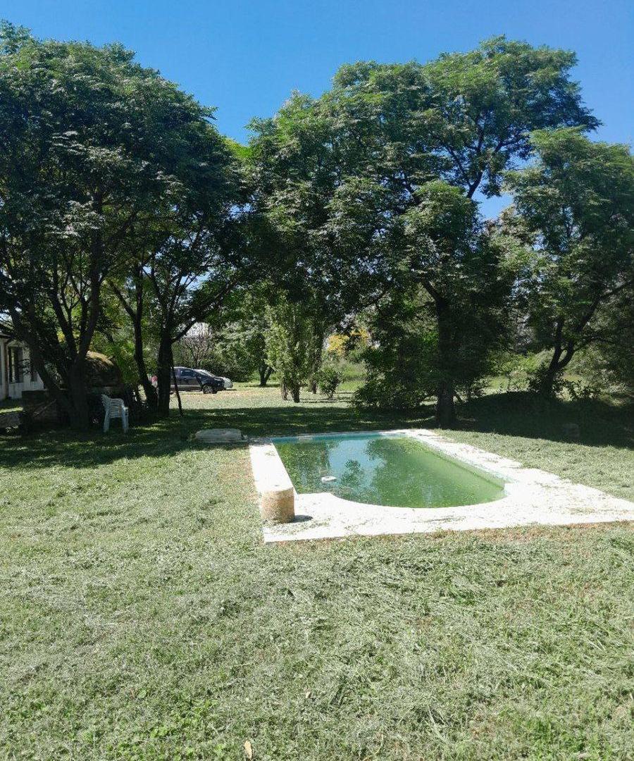 Foto de VENTA CASA 2 DORM EN VILLA DEL PRADO CON PILETA, imagen 1
