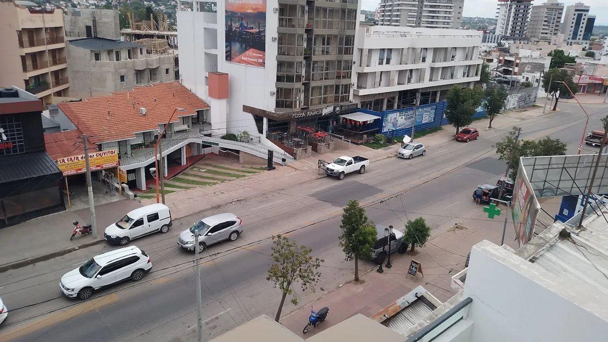 Foto de VENTA COCHERA CARLOS PAZ - A MTS TEATRO LUXOR, imagen 2