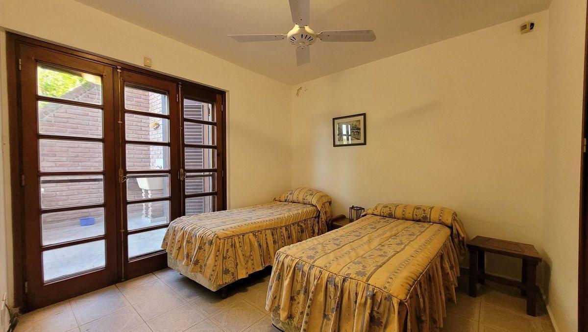Foto de CASA FRENTE AL LAGO - COSTA AZUL, imagen 4
