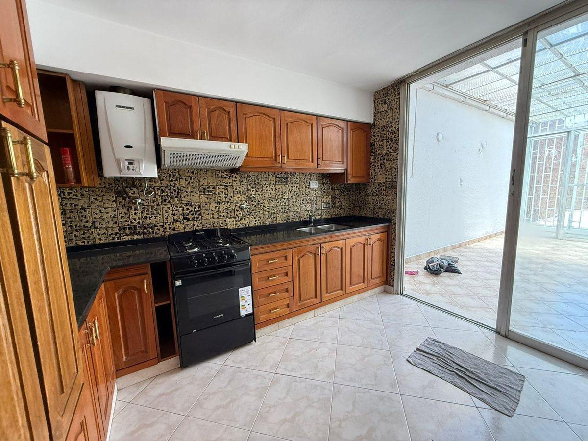 Foto de VENTA CASA 3 DORMITORIOS B° MAIPÚ 1ª SECCIÓN, imagen 3