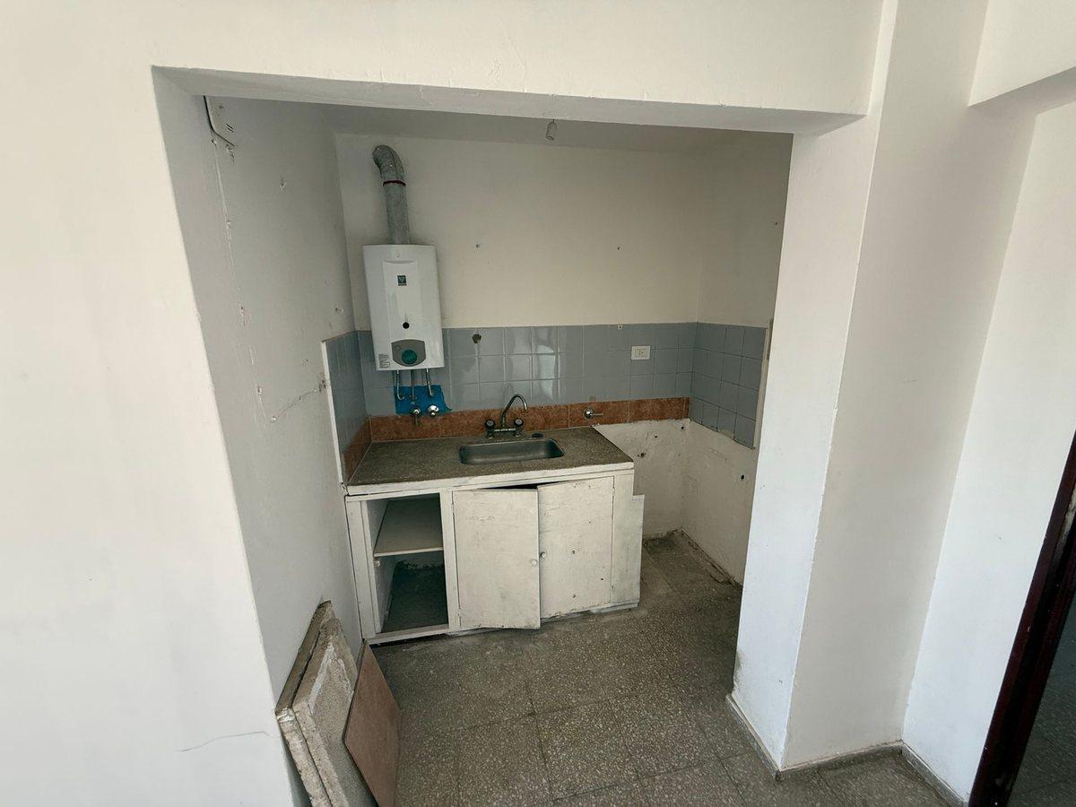 Foto de VENTA DEPARTAMENTO 1 DORM BARRIO CENTRO, imagen 3